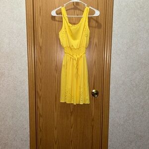 Chic Yellow Mini Dress
